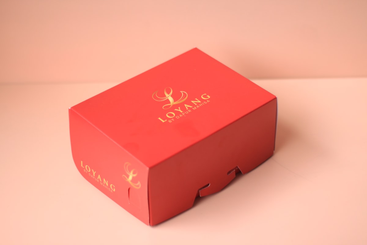 10 Rigid Box Packaging Ideas for Luxury Brands